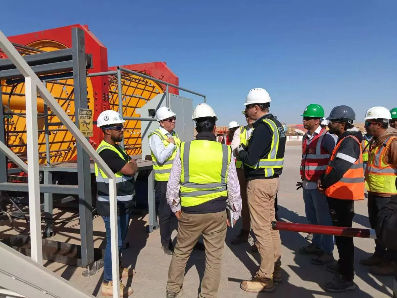 Zhongji Luyuan hỗ trợ dự án NEOM của Saudi Arabia, nhấn mạnh sự xuất sắc của thiết bị kỹ thuật Trung Quốc