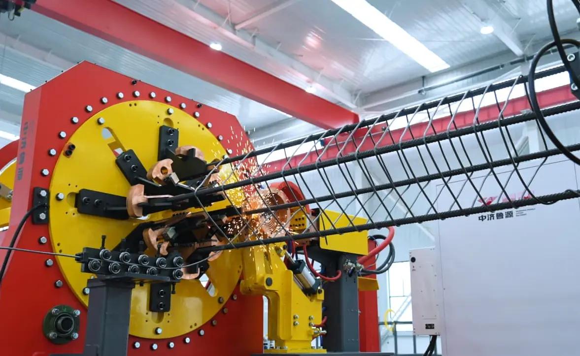 machine à souder les cages de pieux carrés