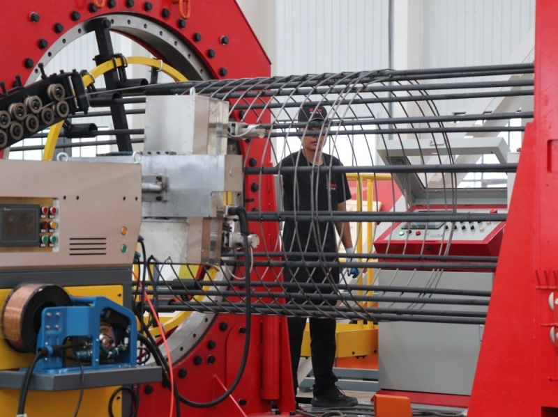 Máquina de Soldar Gaiolas de Estacas