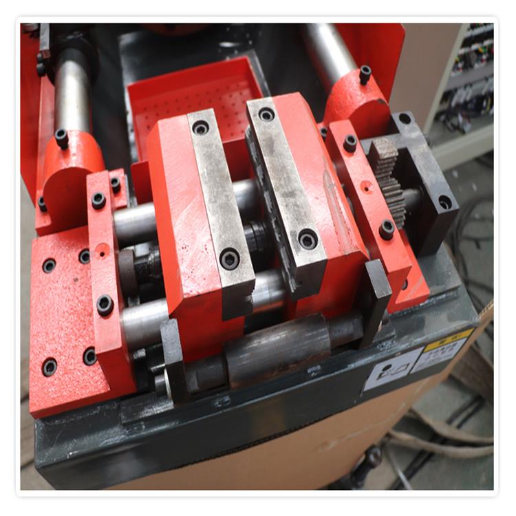 Factory Supply Thread Rolling Machinery