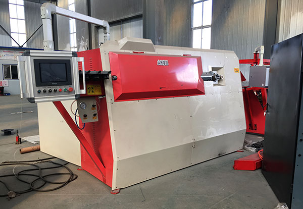 Máy uốn cốt thép tự động