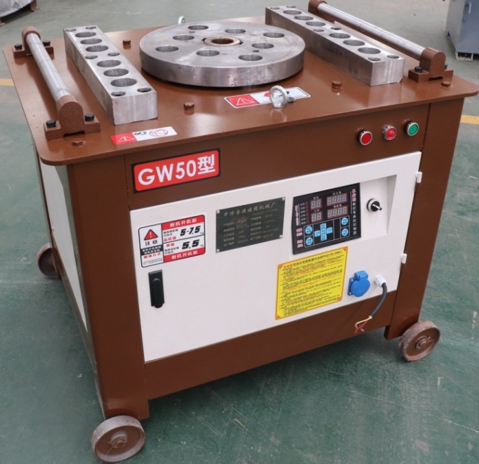 Piegatrice per barre d'acciaio CNC