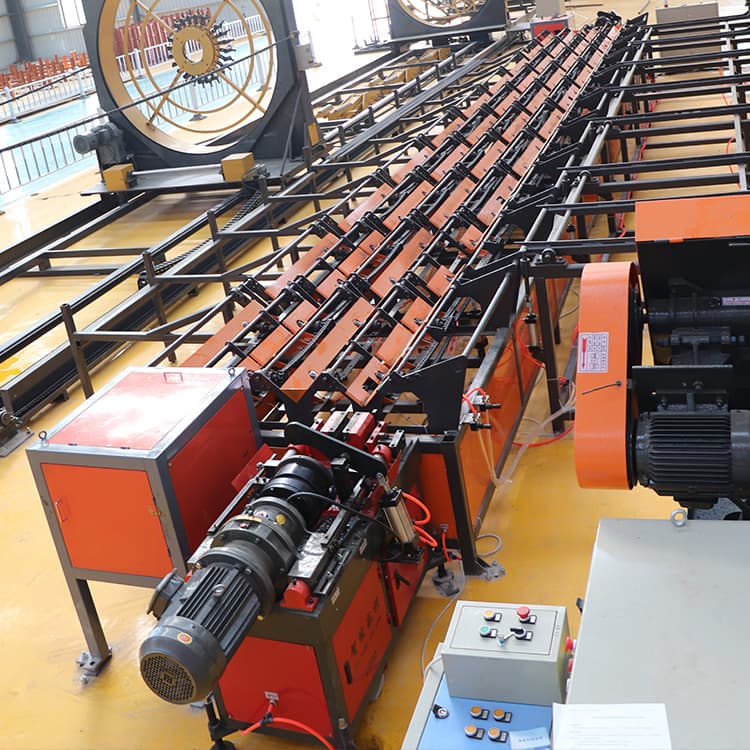 Máy tiện cốt thép CNC