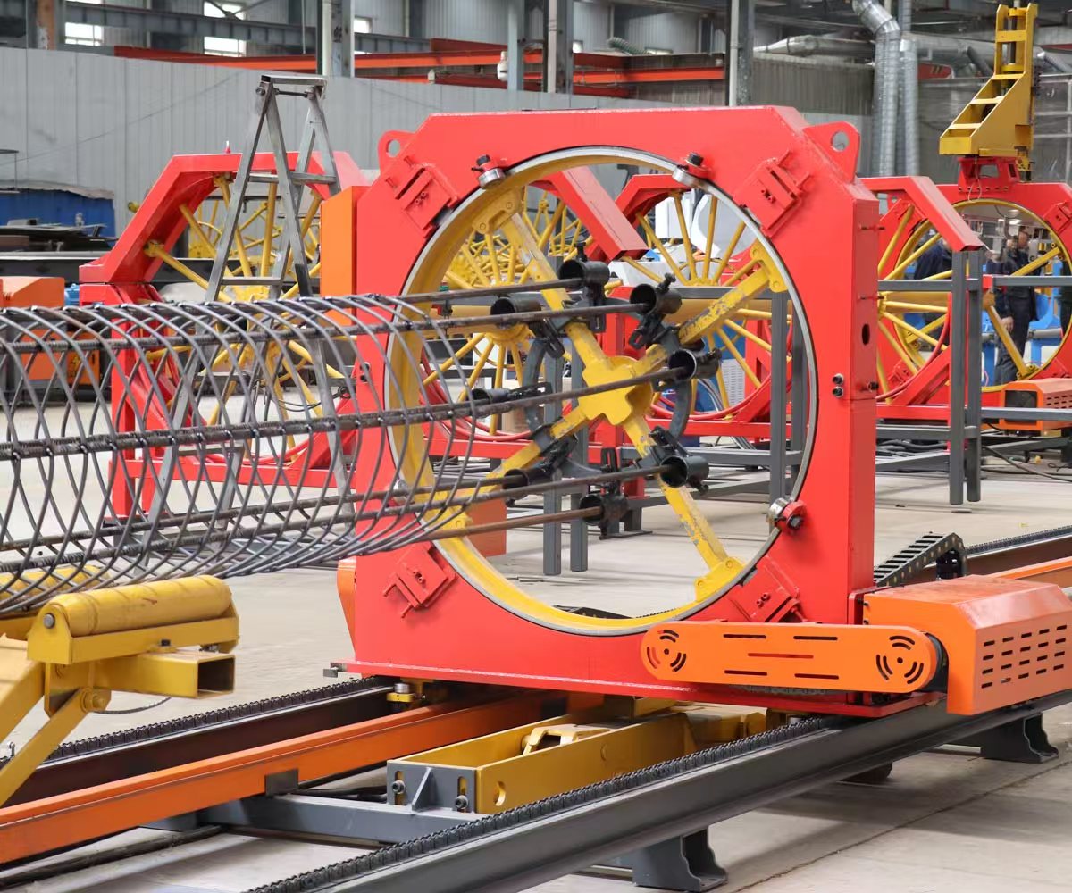 Máy hàn lồng cọc thép 1250mm với Robot hàn tự động