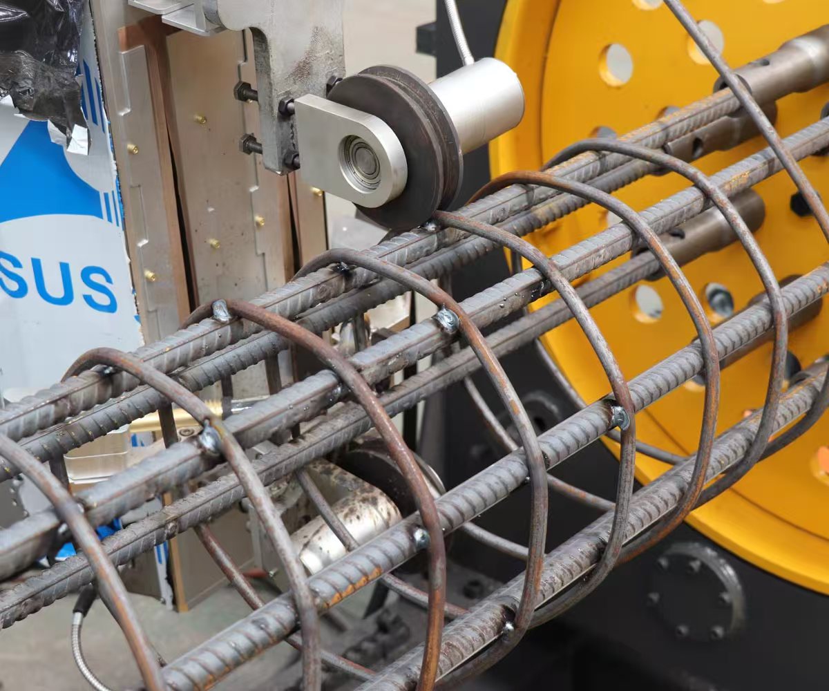 800 mm CNC-Stahlkäfig-Schweißmaschine