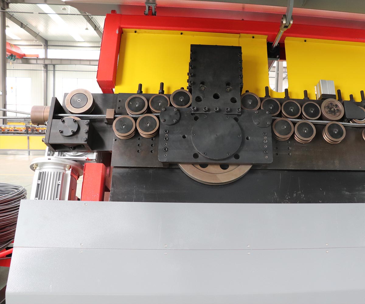 Machine à cintrer les étriers